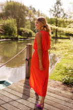 Dámské Letní Šaty Se Lehkým Elegantním Designem Pro Letní Příležitosti