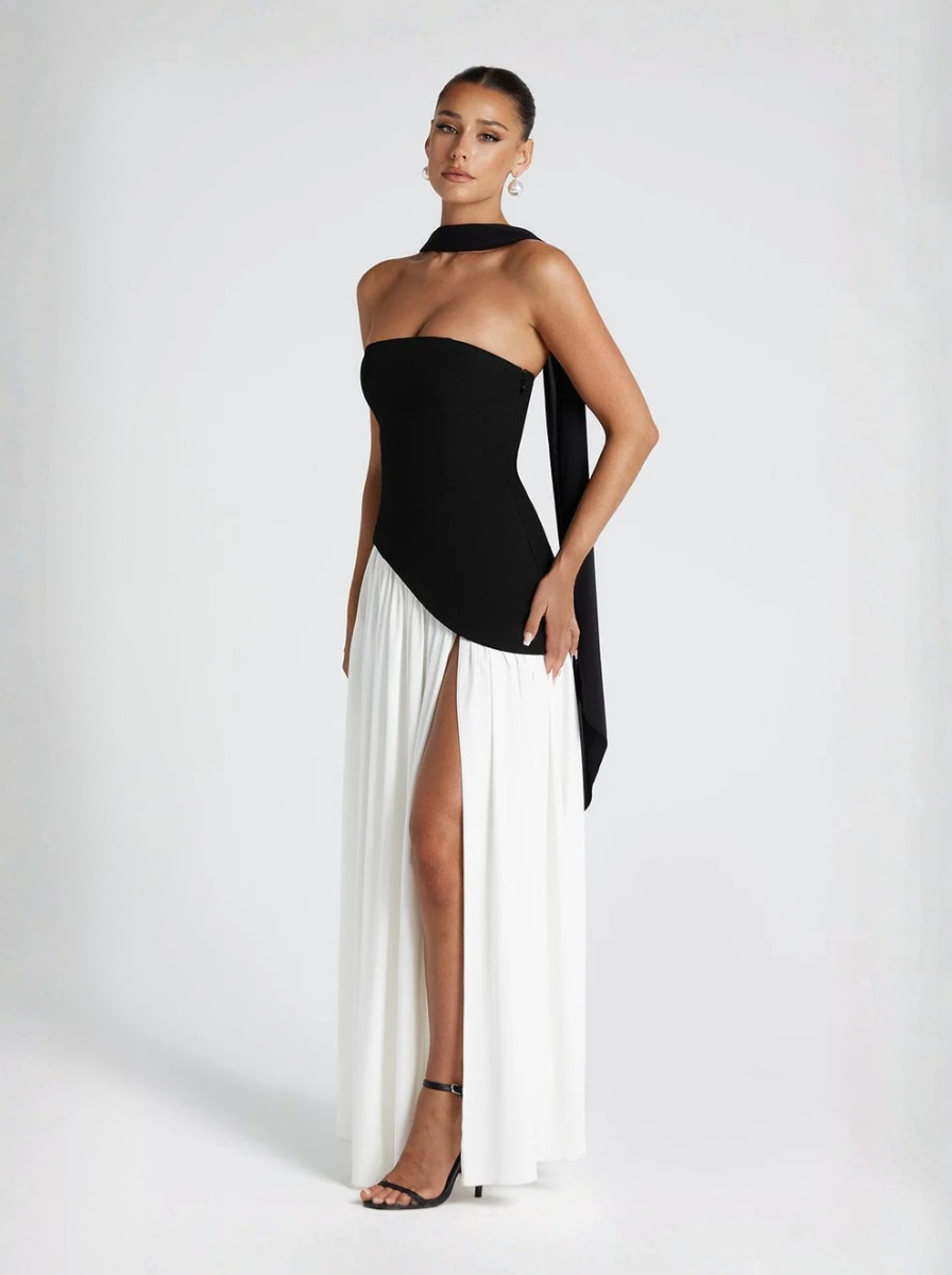 Bezramínkové Maxi Šaty Černé A Bílé NovaLux Elegantní Styl