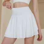 Nova Skort S Vysokým Pasem A Vrstveným Vzhledem Nova