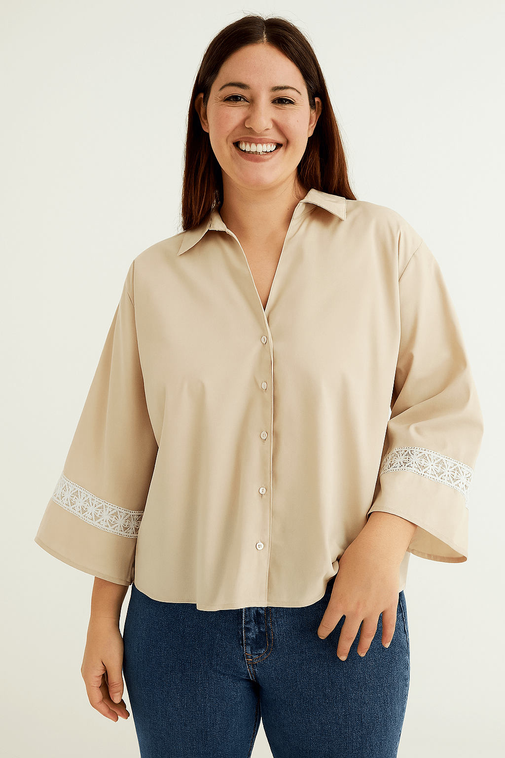 Luna Blůza S Krajkou A Knoflíky Pro Dámský Styl Každý Den