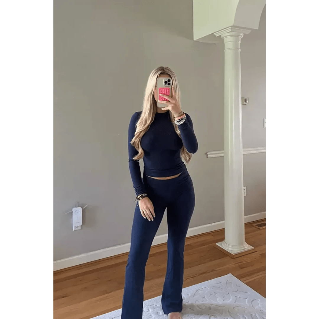 Aurea Jednoduchý a Moderní Slim-Fit Set Pulovr a Kalhoty