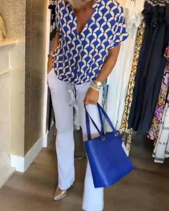 Nova Tisknutá Blůza S Lehkým Materiálem A Volnou Siluetou